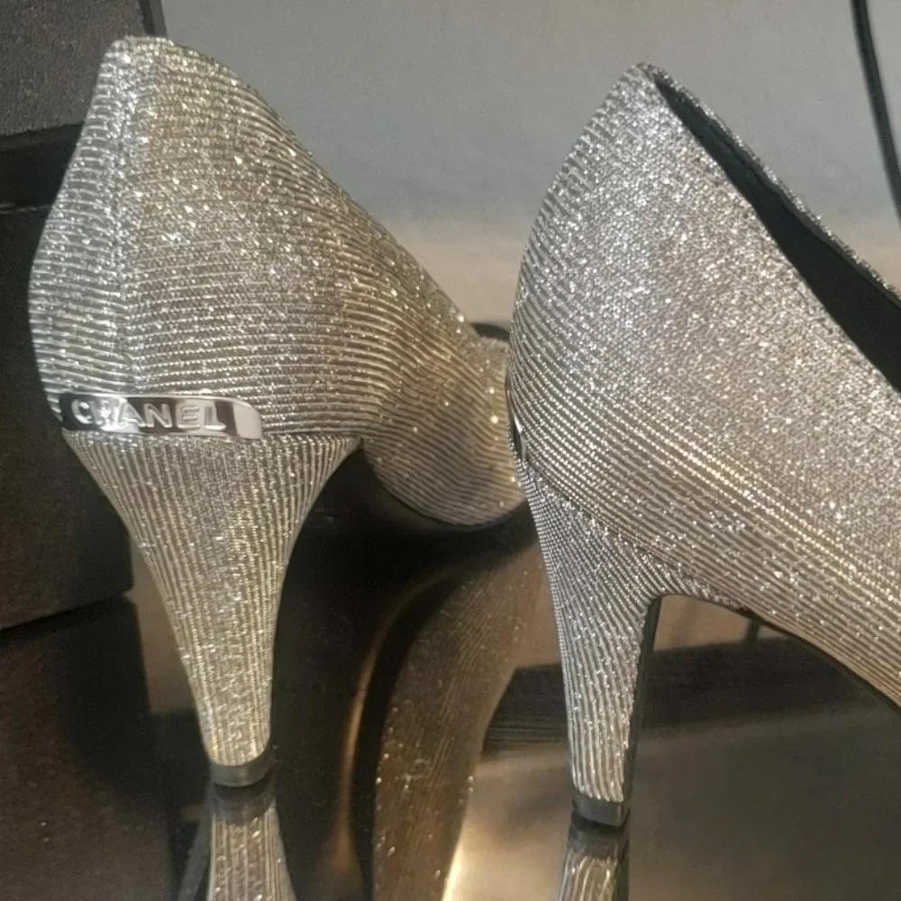 Chanel Sparkle Heels 38.5 GORGEOUS!!! RARE πππ - Picture 9 of 17